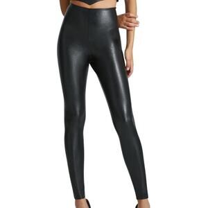 Commando M Faux Leather Leggings Black Slimming Sexy Stylish City Modern